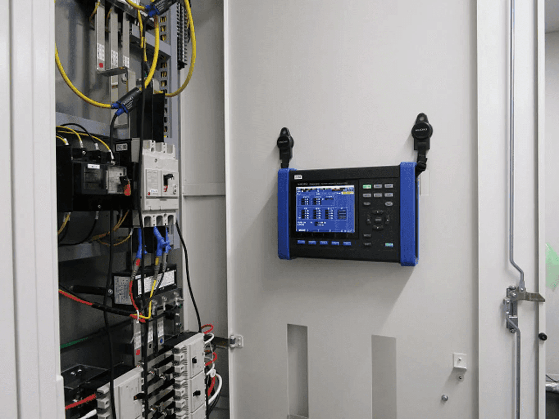 Correa Magnética para equipos  marca Hioki Z5004